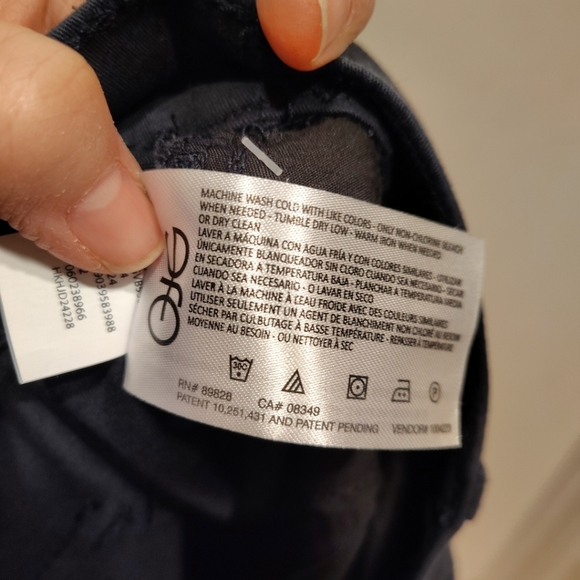 Gloria Vanderbilt NWT Women's Navy Pull-On Wide Leg Cropped Pants Sz 12-Casual - Picture 9 of 9